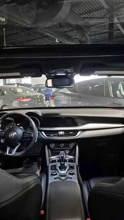 2022 Alfa Romeo Stelvio - Image 7 of 11