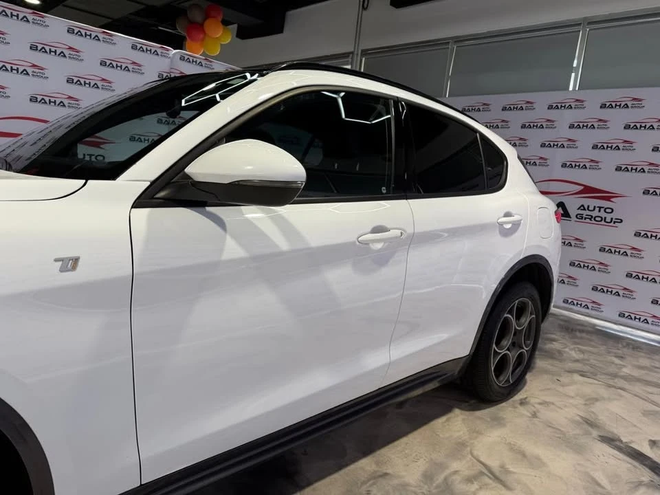 2022 Alfa Romeo Stelvio - Image 9 of 20