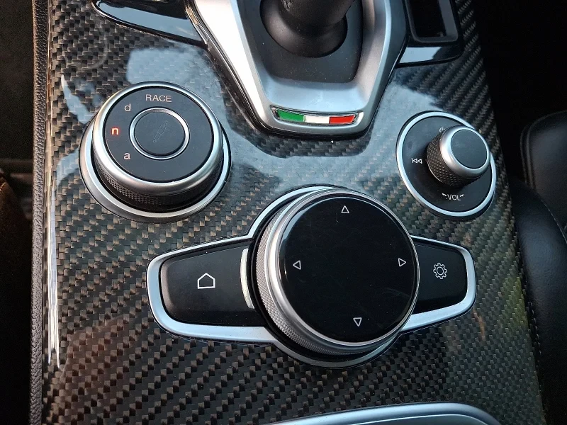 2022 Alfa Romeo Stelvio - Image 12 of 12