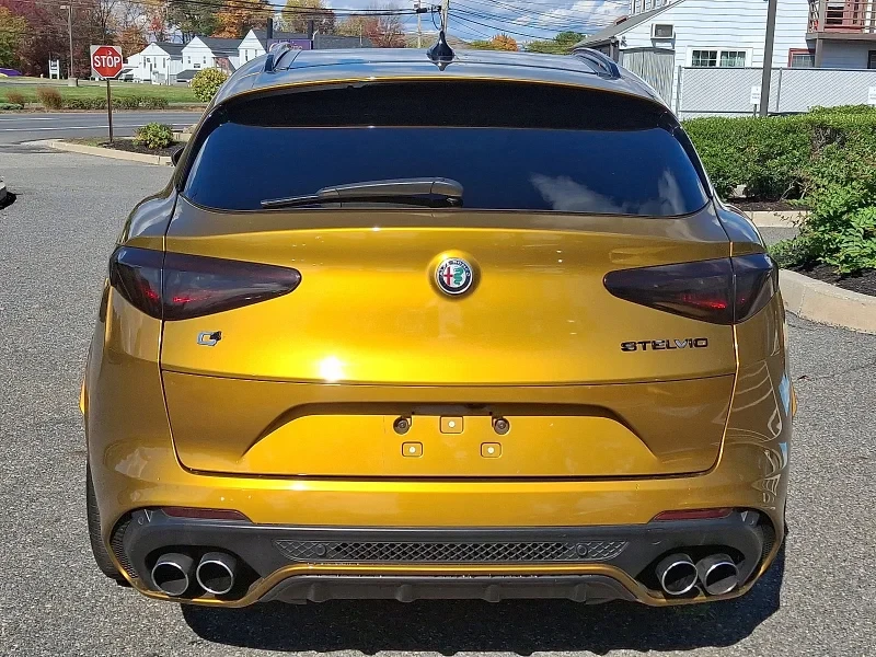 2022 Alfa Romeo Stelvio - Image 3 of 12