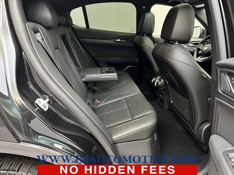 2022 Alfa Romeo Stelvio - Image 17 of 20