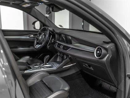 2022 Alfa Romeo Stelvio - Image 9 of 11