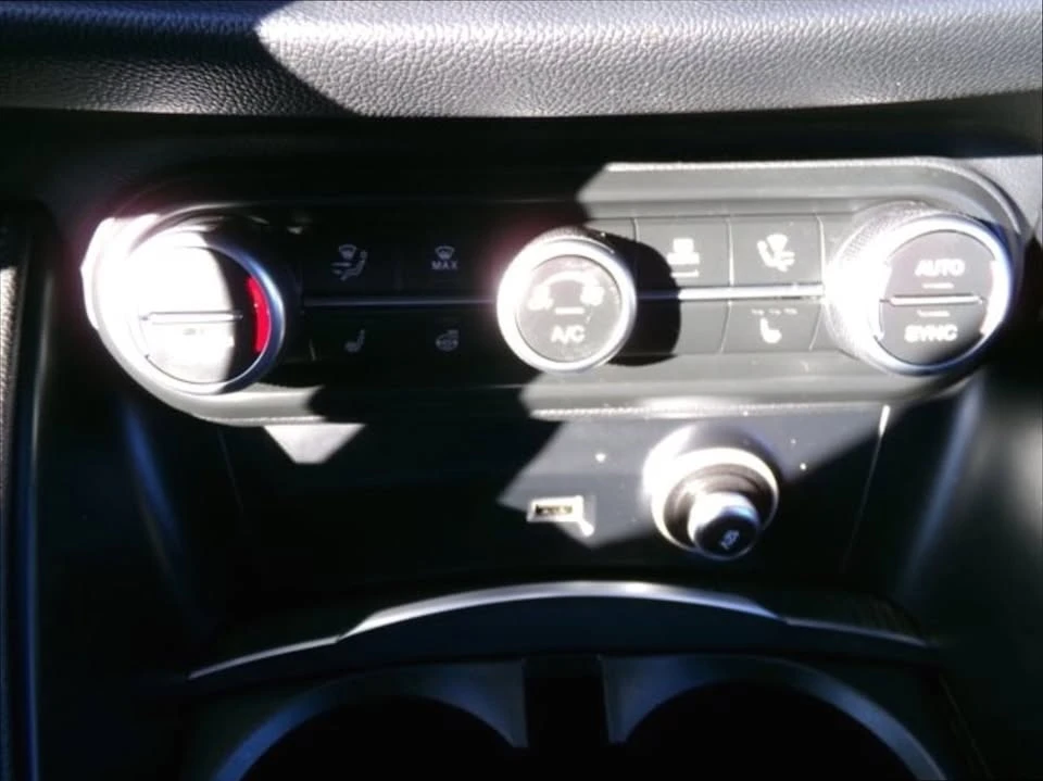 2022 Alfa Romeo Stelvio - Image 6 of 14