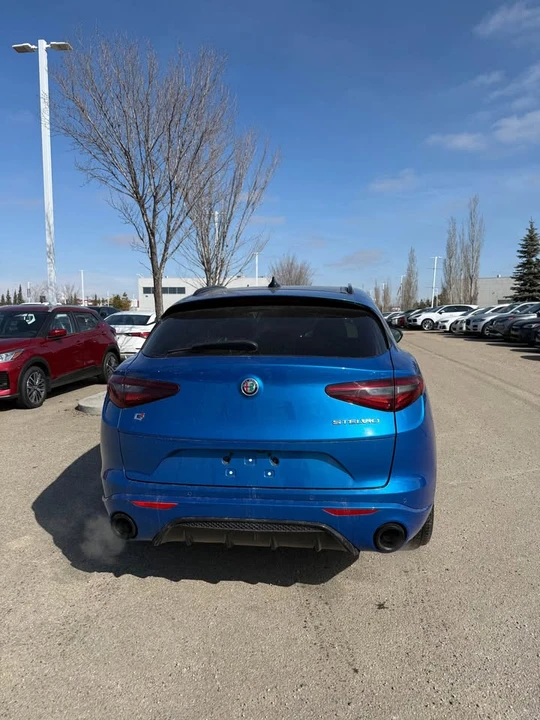 2022 Alfa Romeo Stelvio - Image 4 of 17