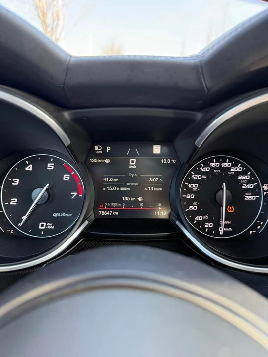 2022 Alfa Romeo Stelvio - Image 16 of 17