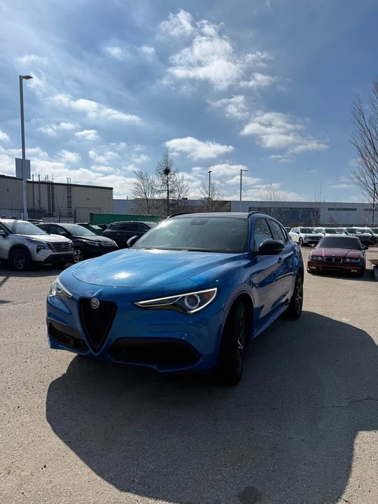2022 Alfa Romeo Stelvio - Image 9 of 17