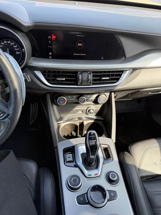 2022 Alfa Romeo Stelvio - Image 17 of 17