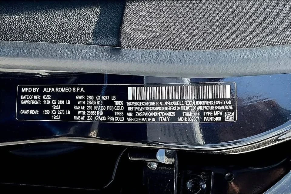 2022 Alfa Romeo Stelvio - Image 17 of 20