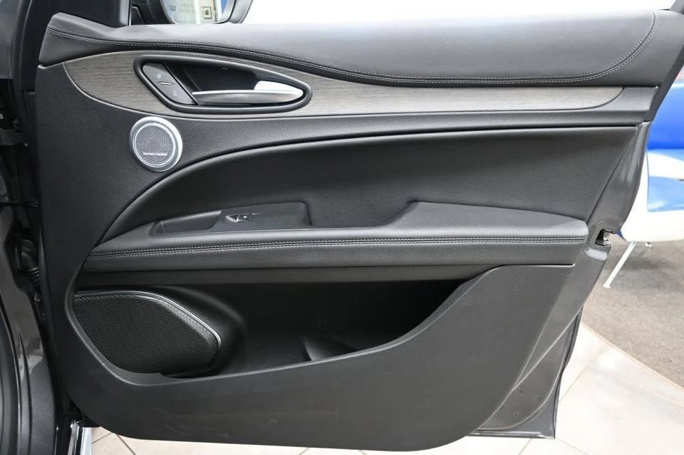 2022 Alfa Romeo Stelvio - Image 20 of 20
