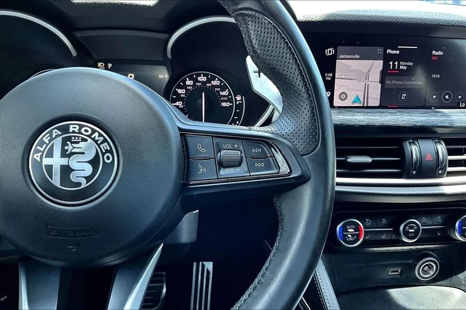 2022 Alfa Romeo Stelvio - Image 12 of 20