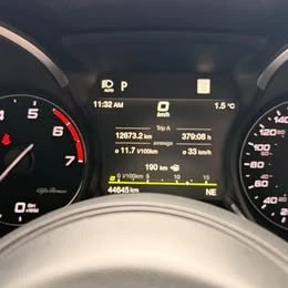 2022 Alfa Romeo Stelvio - Image 13 of 18