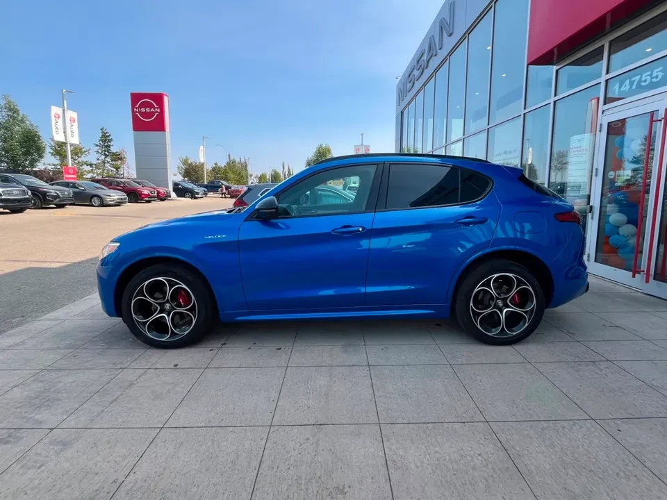 2022 Alfa Romeo Stelvio - Image 2 of 14