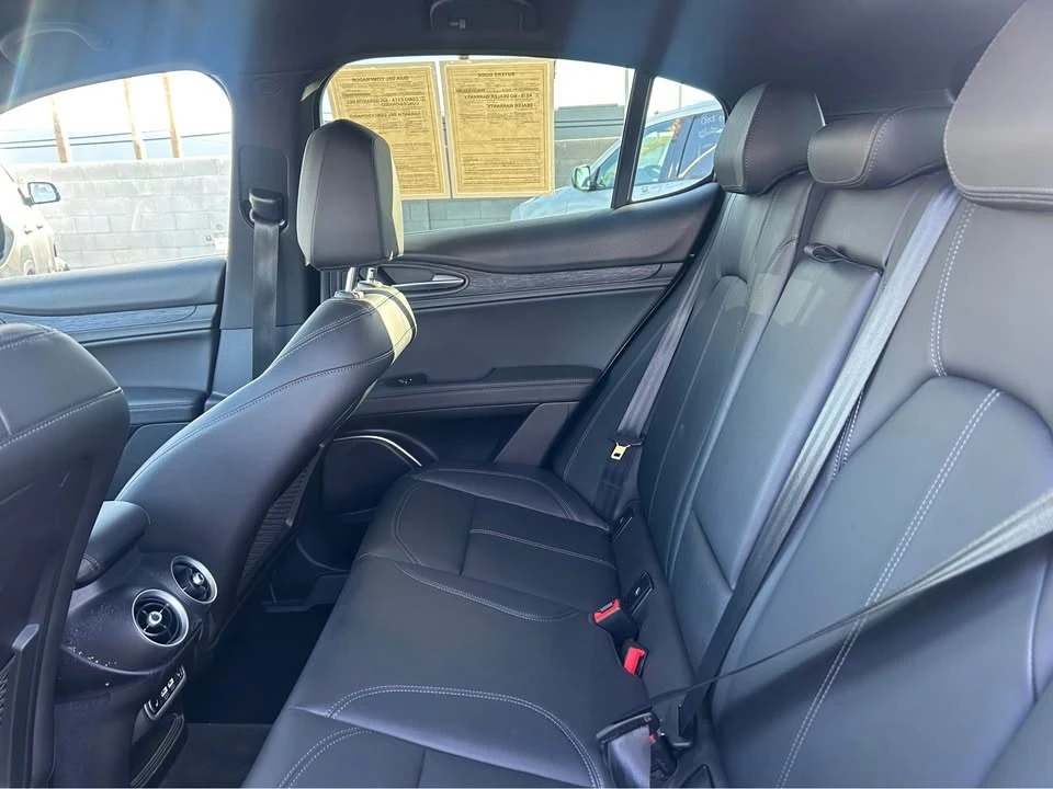 2022 Alfa Romeo Stelvio - Image 7 of 9