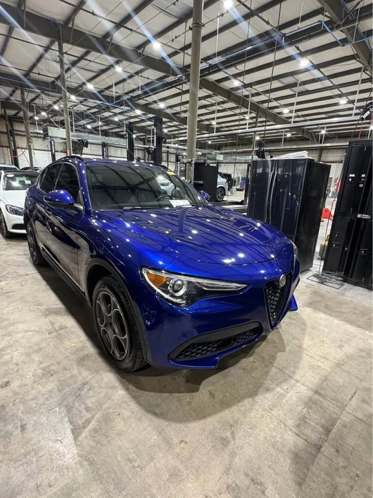 2022 Alfa Romeo Stelvio - Image 2 of 6