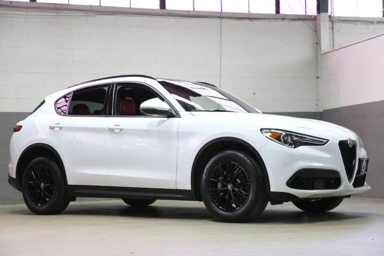 2022 Alfa Romeo Stelvio - Image 3 of 19