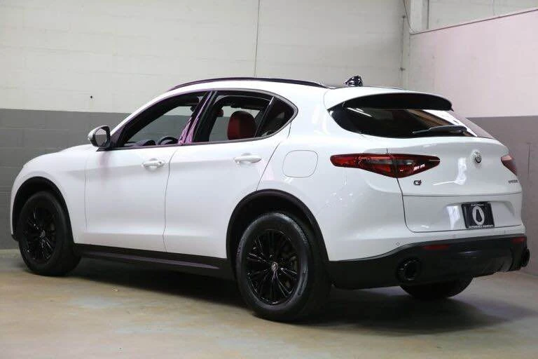2022 Alfa Romeo Stelvio - Image 7 of 19