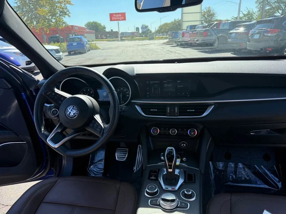2022 Alfa Romeo Stelvio - Image 7 of 14