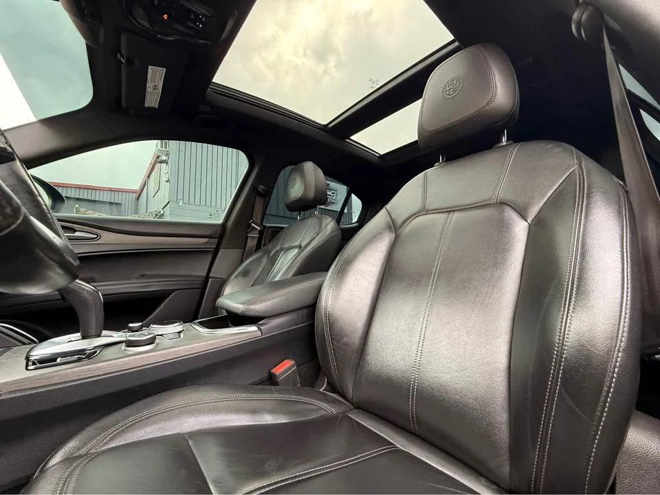 2022 Alfa Romeo Stelvio - Image 8 of 15