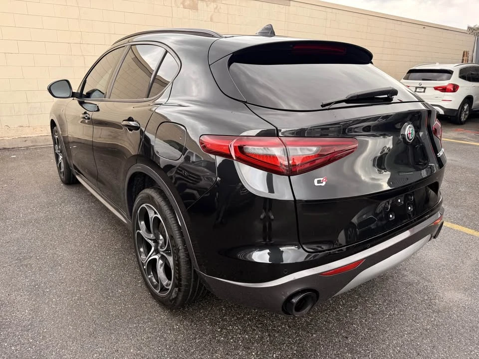 2022 Alfa Romeo Stelvio - Image 3 of 15
