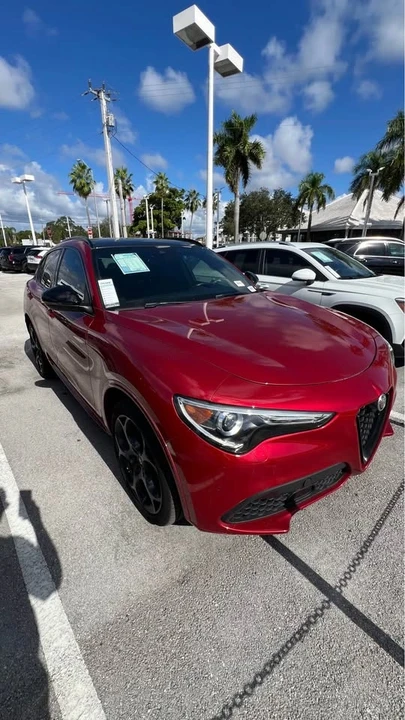 2022 Alfa Romeo Stelvio - Image 3 of 4