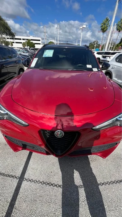 2022 Alfa Romeo Stelvio - Image 2 of 4