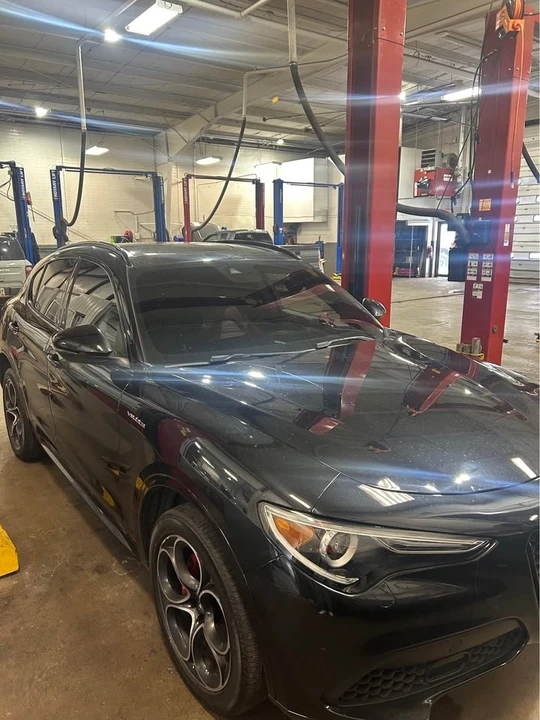 2022 Alfa Romeo Stelvio - Image 2 of 7