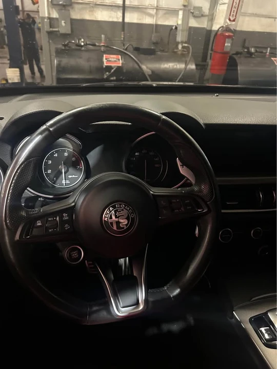 2022 Alfa Romeo Stelvio - Image 5 of 7
