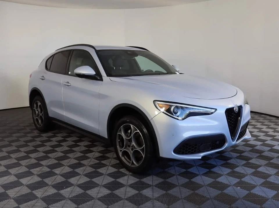 2022 Alfa Romeo Stelvio - Image 4 of 5