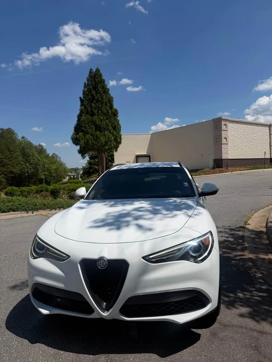 2022 Alfa Romeo Stelvio - Image 2 of 19