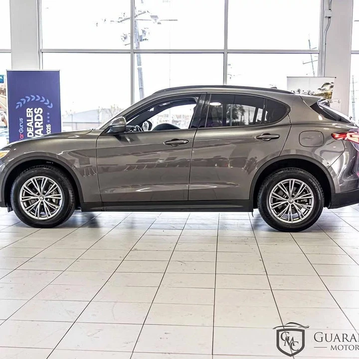 2022 Alfa Romeo Stelvio - Image 2 of 20