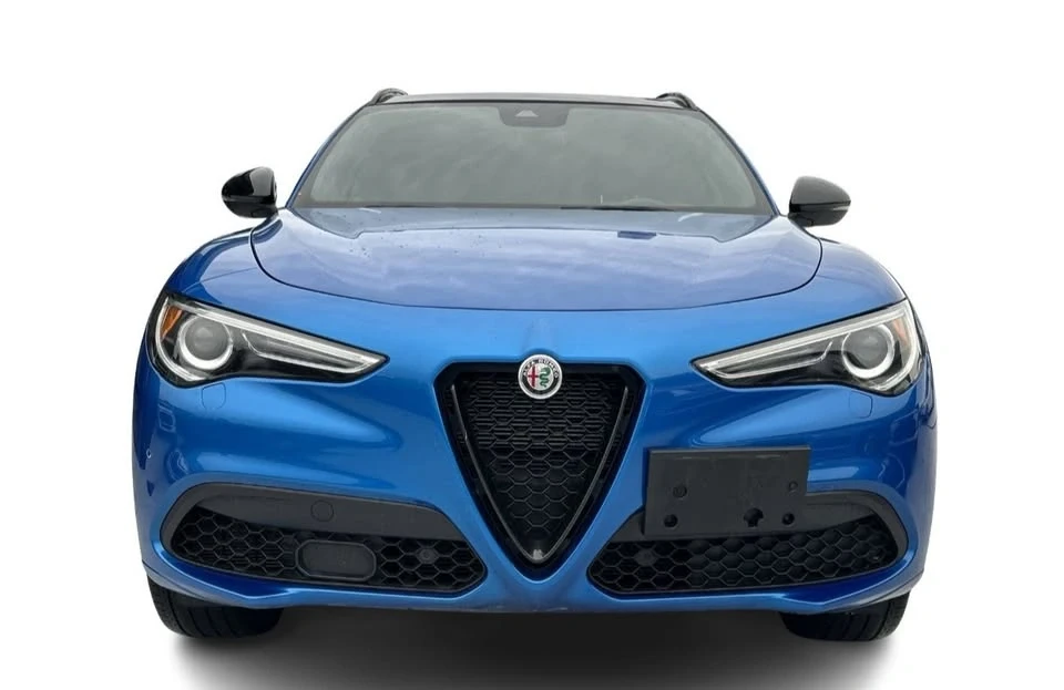 2022 Alfa Romeo Stelvio - Image 2 of 20