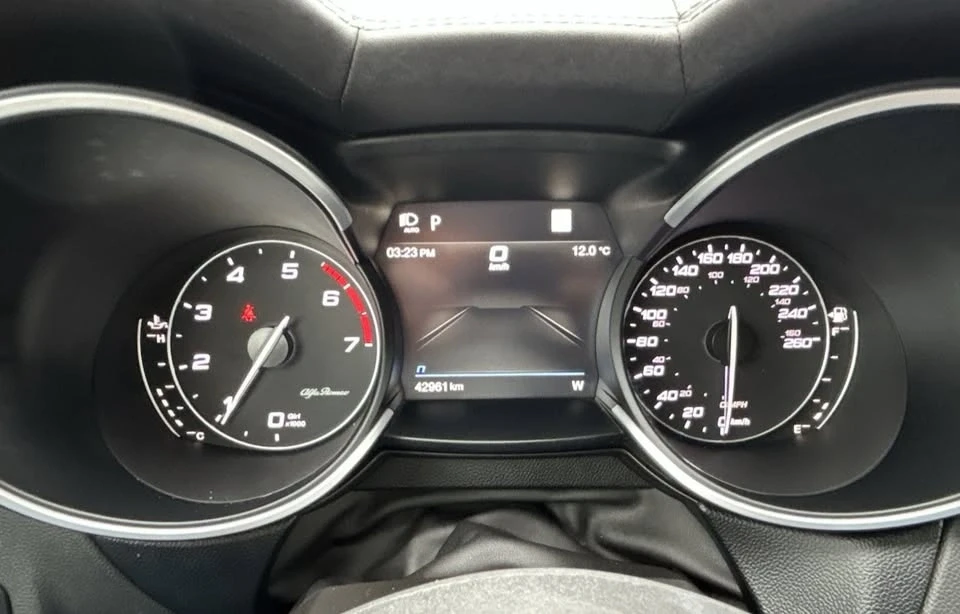 2022 Alfa Romeo Stelvio - Image 12 of 20