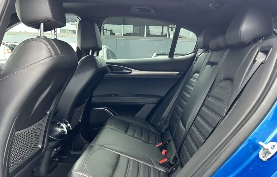 2022 Alfa Romeo Stelvio - Image 18 of 20