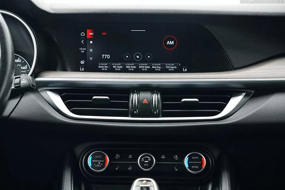 2022 Alfa Romeo Stelvio - Image 6 of 7