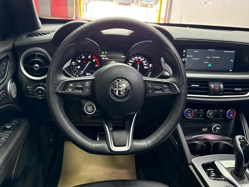 2022 Alfa Romeo Stelvio - Image 12 of 20