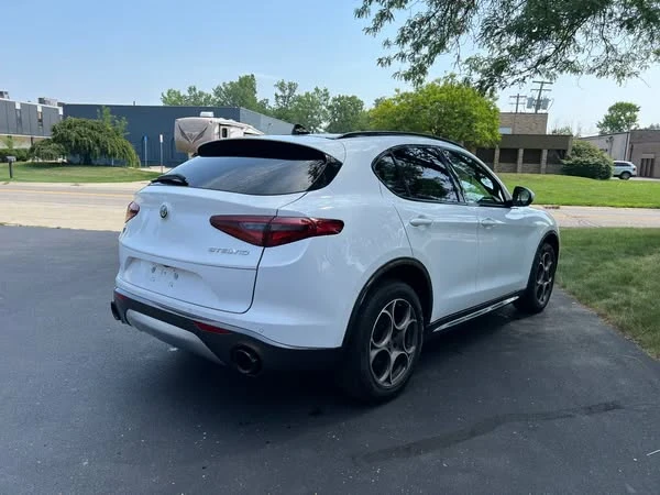 2022 Alfa Romeo Stelvio - Image 3 of 19