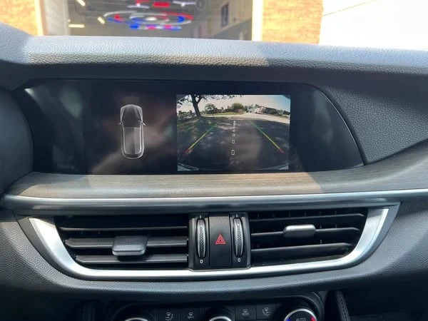 2022 Alfa Romeo Stelvio - Image 17 of 19