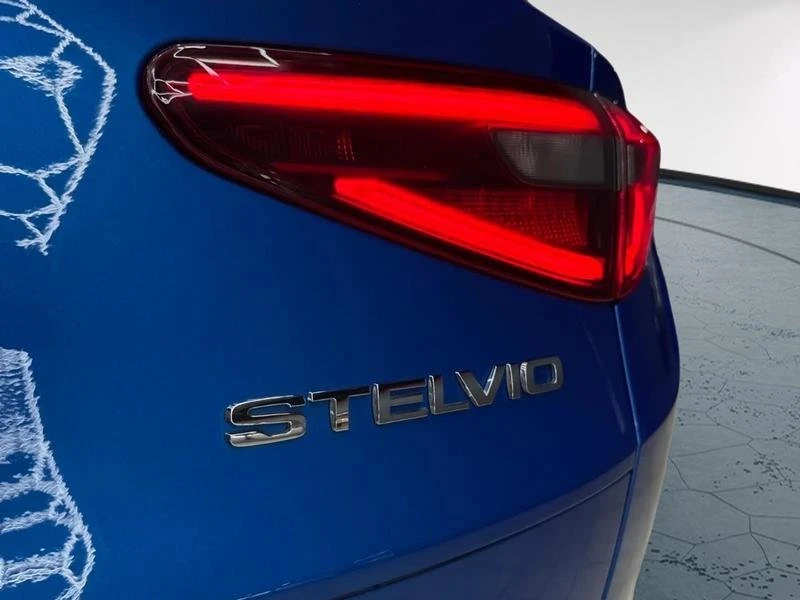2022 Alfa Romeo Stelvio - Image 6 of 15