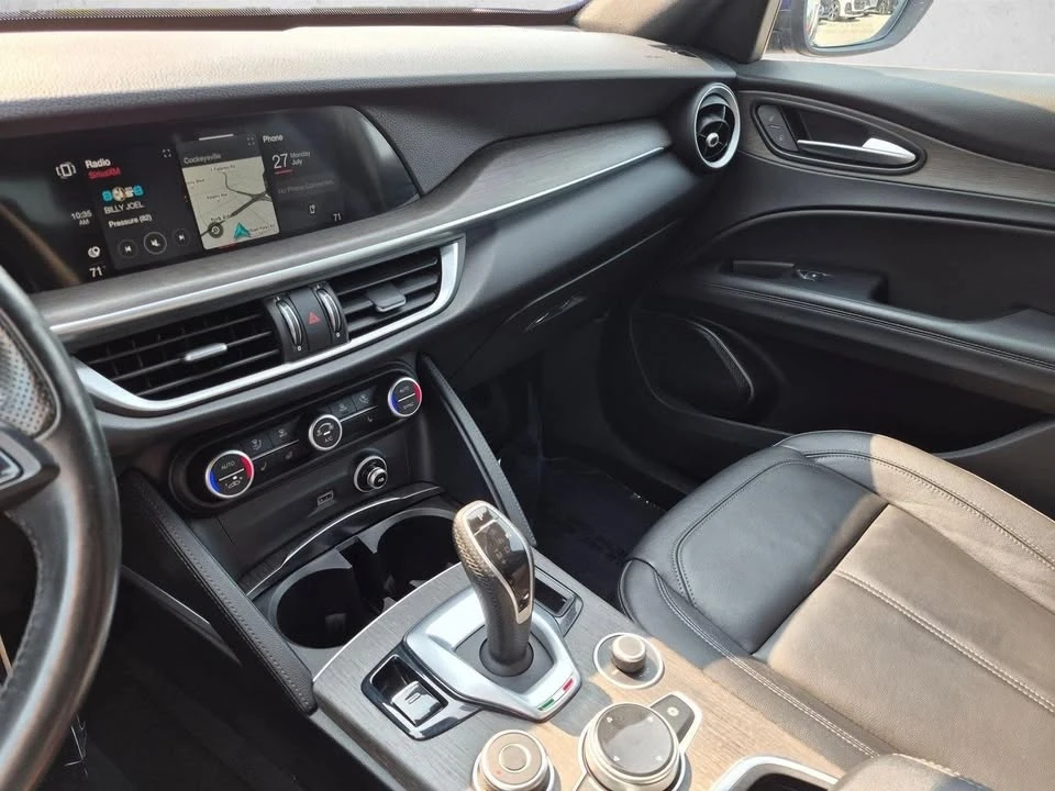 2022 Alfa Romeo Stelvio - Image 8 of 17