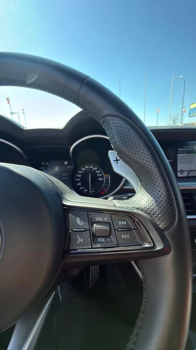 2022 Alfa Romeo Stelvio - Image 9 of 19