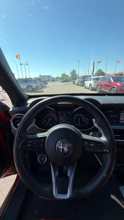 2022 Alfa Romeo Stelvio - Image 7 of 19