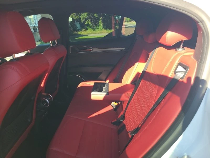 2022 Alfa Romeo Stelvio - Image 11 of 18