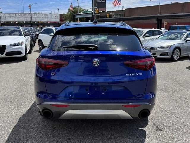 2022 Alfa Romeo Stelvio - Image 5 of 20