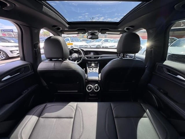 2022 Alfa Romeo Stelvio - Image 8 of 20