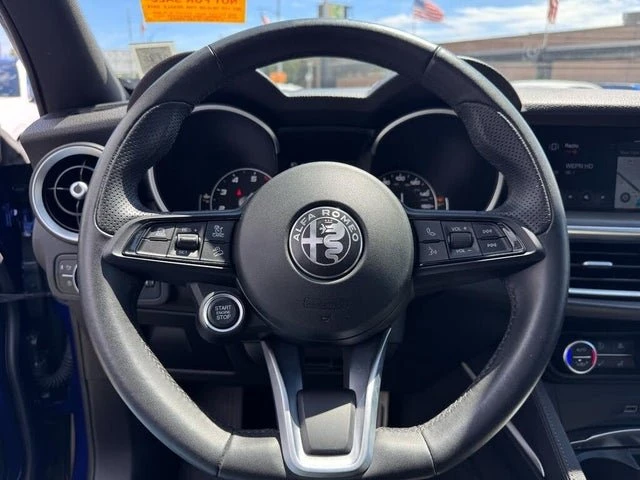 2022 Alfa Romeo Stelvio - Image 17 of 20