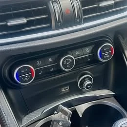 2022 Alfa Romeo Stelvio - Image 9 of 13
