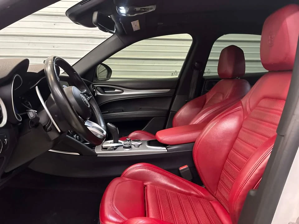 2022 Alfa Romeo Stelvio - Image 4 of 18