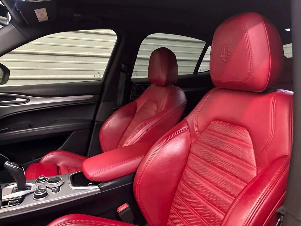 2022 Alfa Romeo Stelvio - Image 5 of 18