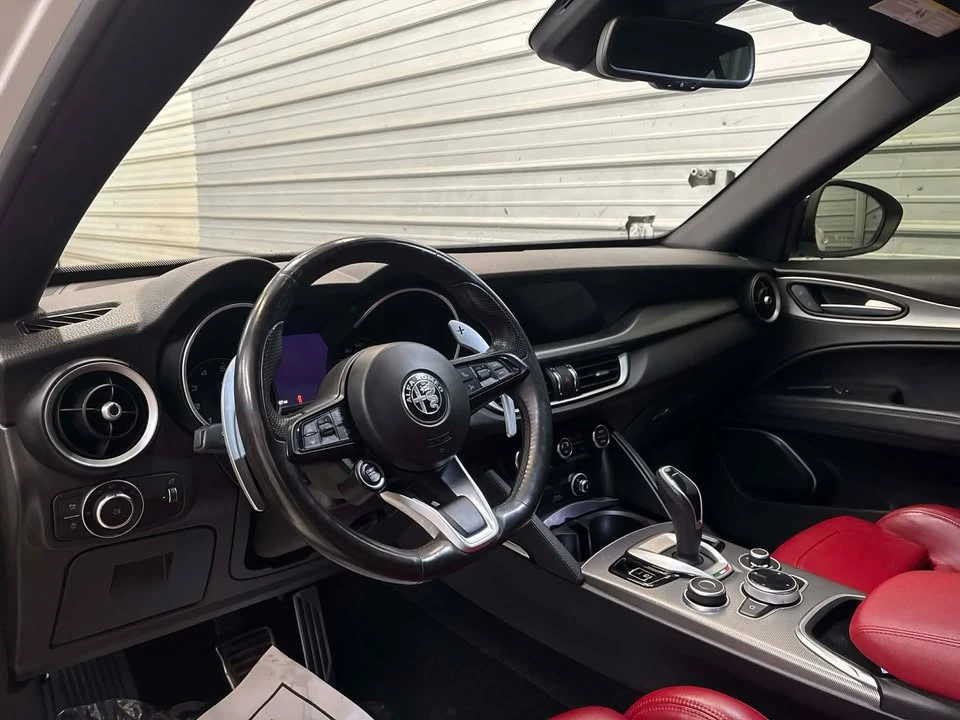2022 Alfa Romeo Stelvio - Image 6 of 18