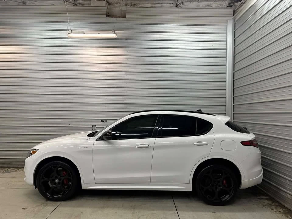 2022 Alfa Romeo Stelvio - Image 3 of 18